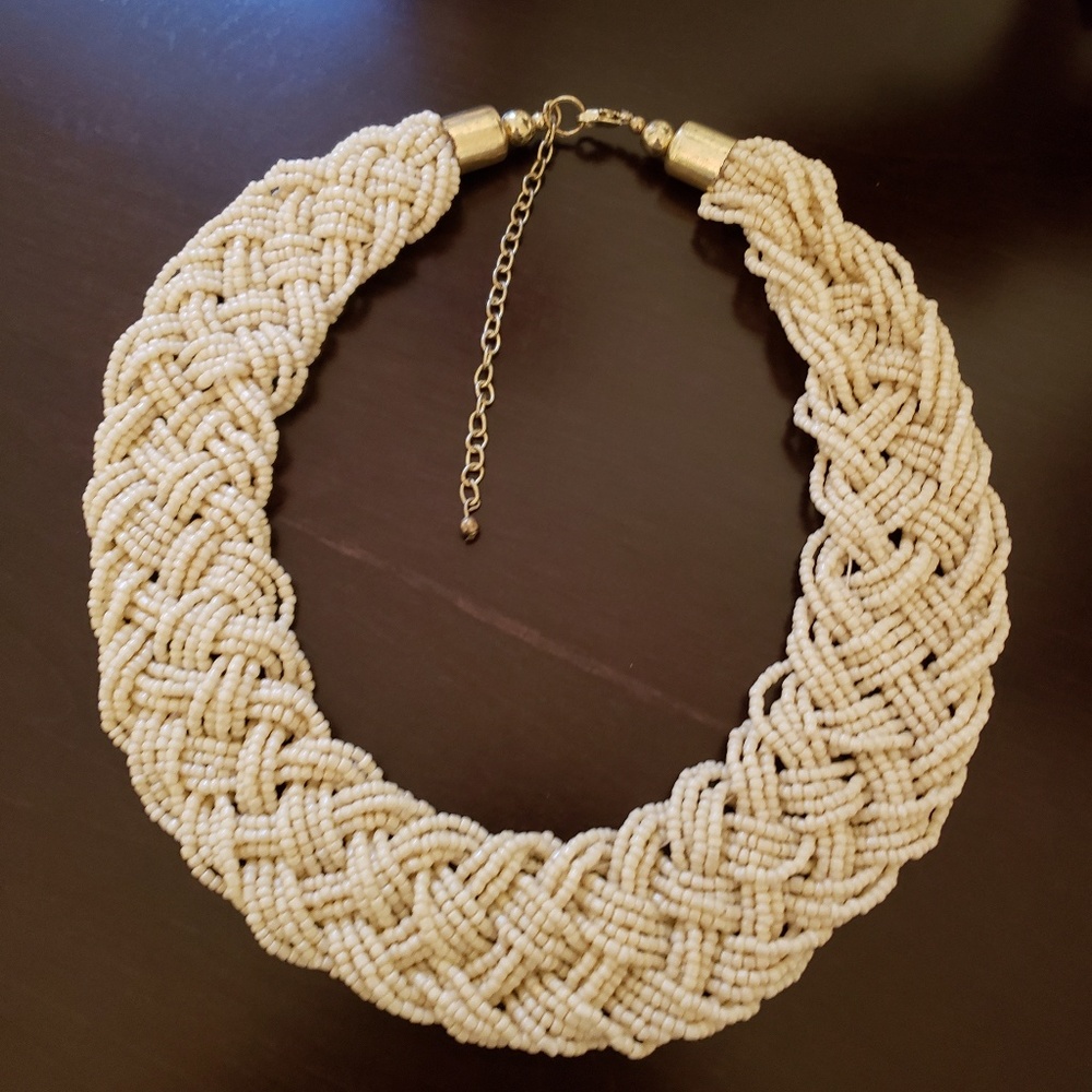 Beaded necklace